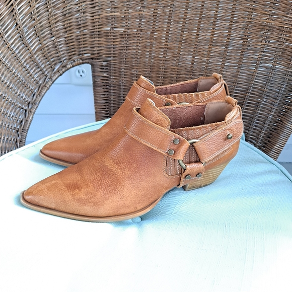 dingo Shoes - Dingo Women's Leather Shoes Ankle Boots Size 9.5